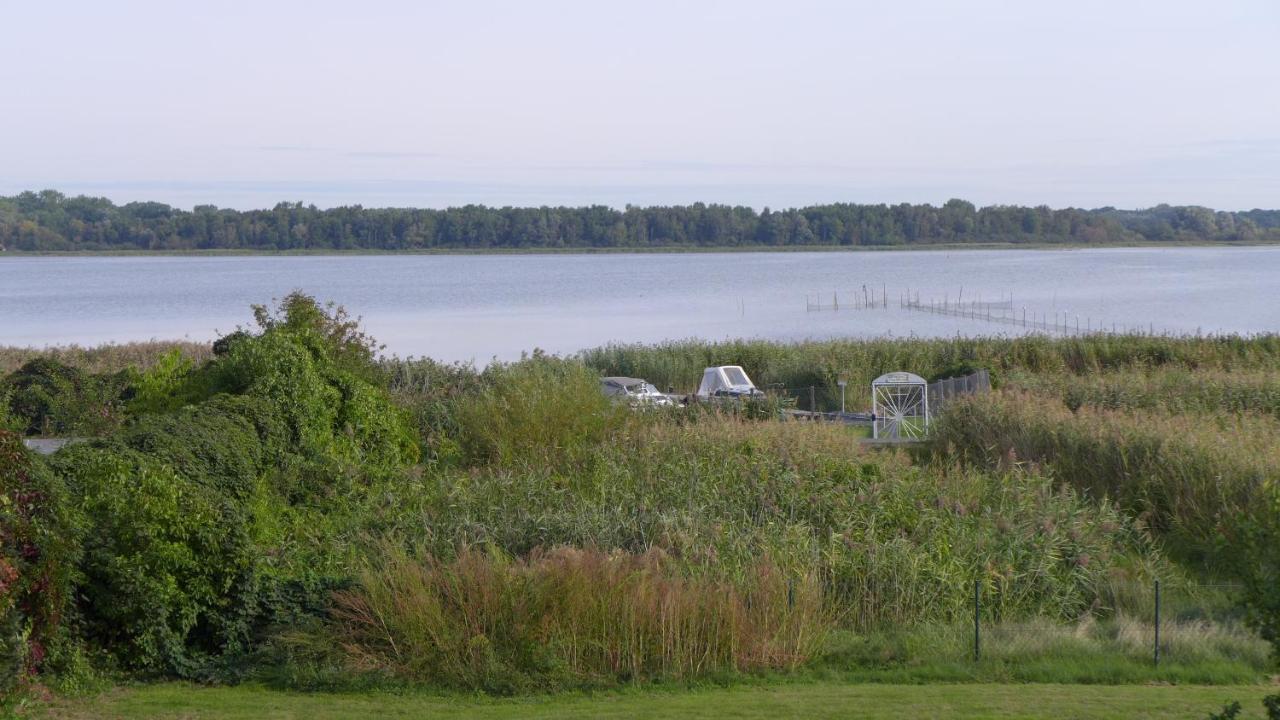 Pension Am Bodden Ribnitz-Damgarten Esterno foto