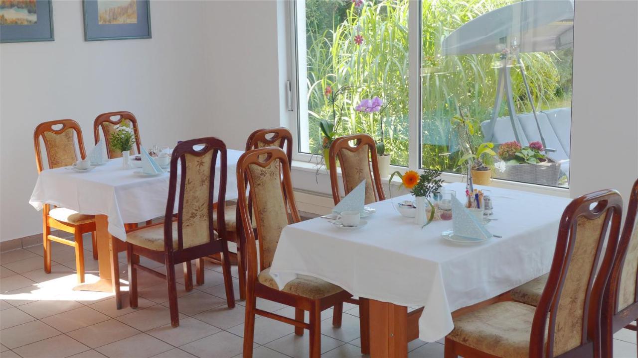 Pension Am Bodden Ribnitz-Damgarten Esterno foto